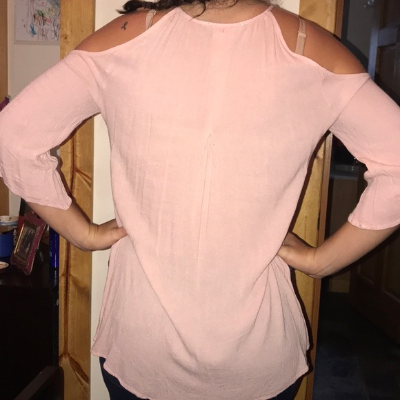 Cold shoulder pink 3/4 sleeve shirt - Picture 2 of 3